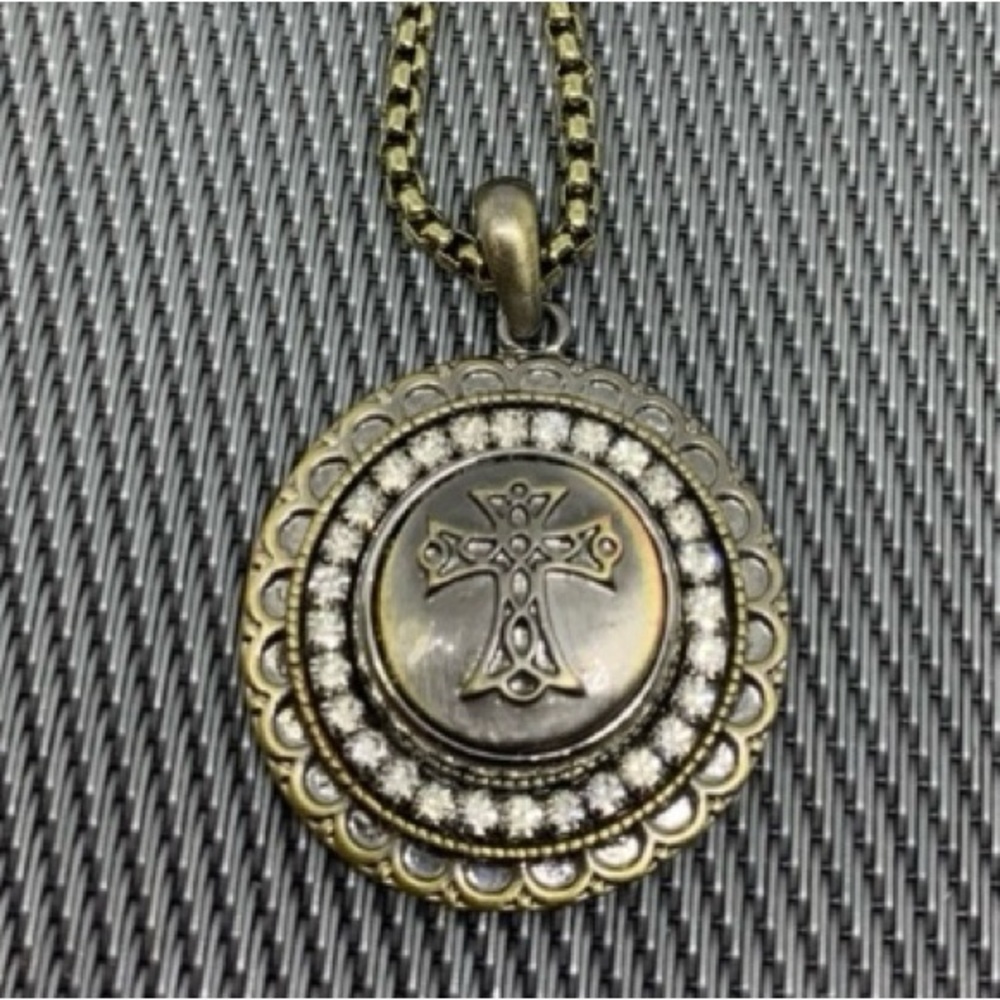 CROSS - Bling & Bronze Snap Button Necklace with Cross Charm